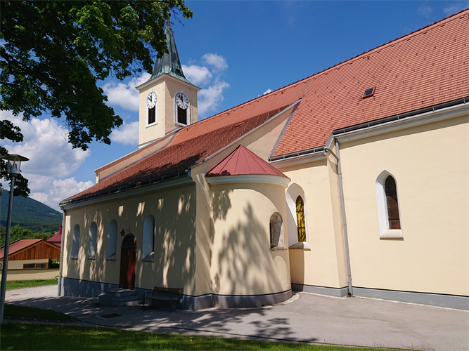Kirche Hernstein